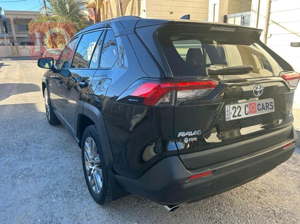 تويوتا راف 4